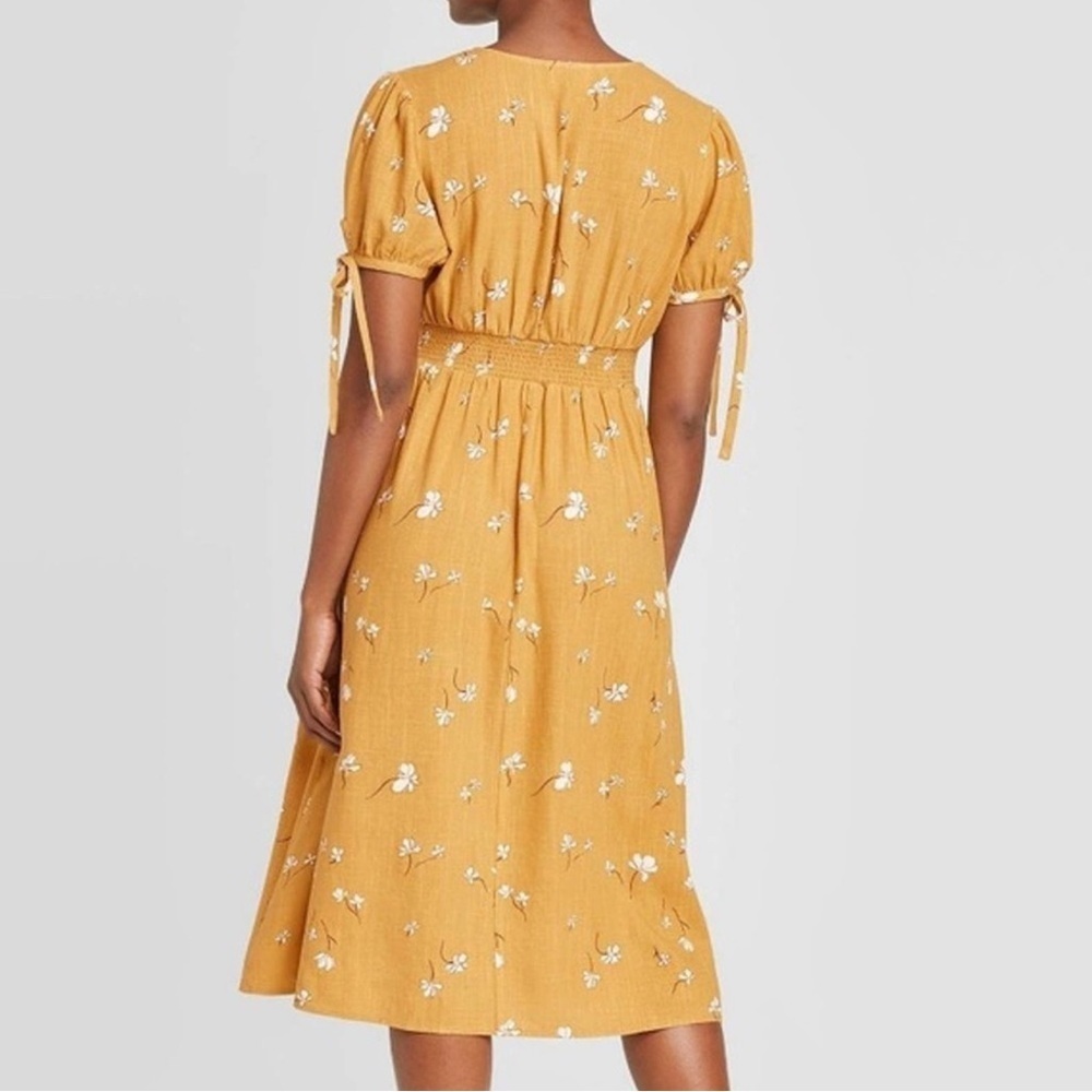 Universal Thread Yellow Gold Puff Sleeve Midi Dress - Picture 2 of 10